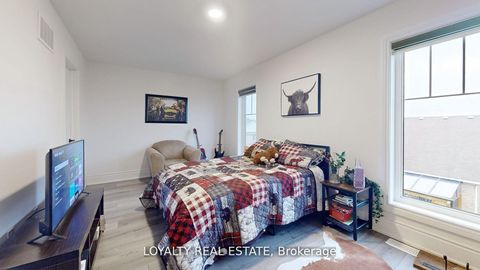 Photo 15 at 35 Bavin Street, Bowmanville, Clarington