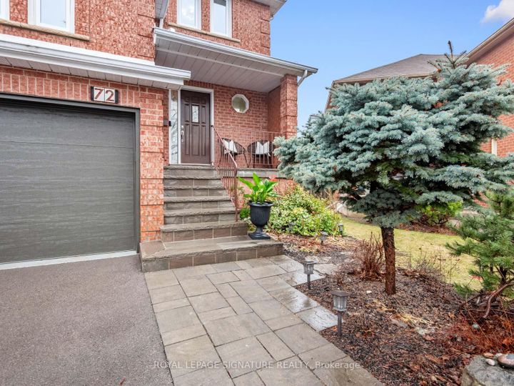 Photo 1 at 72 Cantertrot Court, Brownridge, Vaughan