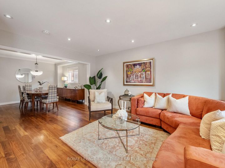 Photo 10 at 72 Cantertrot Court, Brownridge, Vaughan