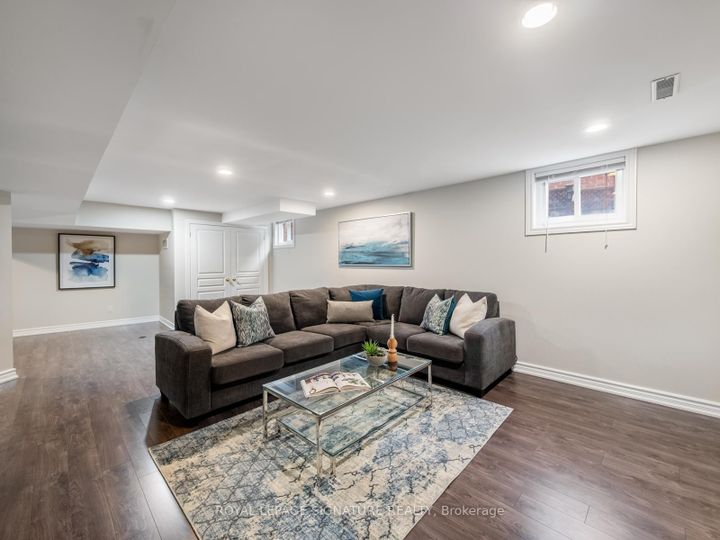 Photo 36 at 72 Cantertrot Court, Brownridge, Vaughan