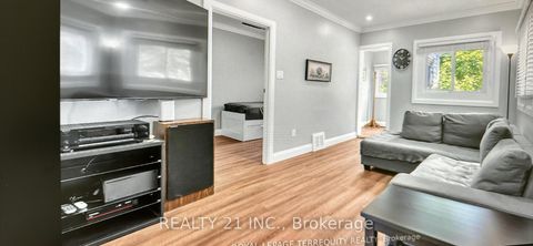 Photo 2 at 60 Phillip Avenue, Cliffside, Toronto