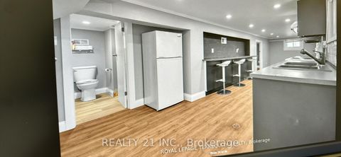 Photo 7 at 60 Phillip Avenue, Cliffside, Toronto