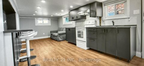 Photo 11 at 60 Phillip Avenue, Cliffside, Toronto