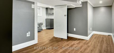 Photo 13 at 60 Phillip Avenue, Cliffside, Toronto