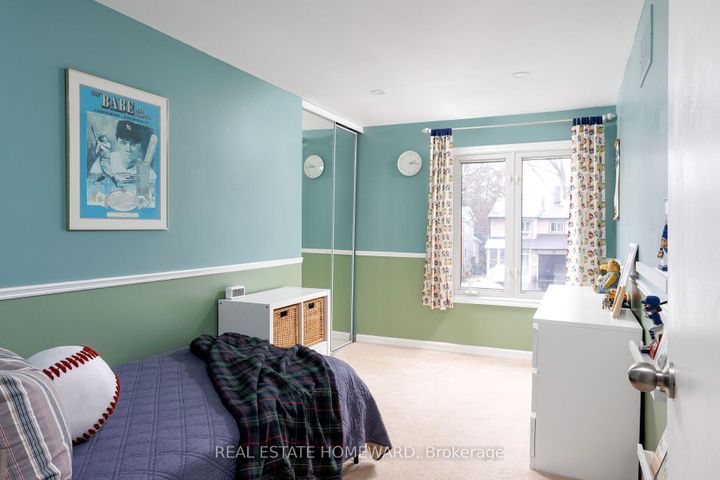 Photo 26 at 1821 Listowell Crescent, Liverpool, Pickering