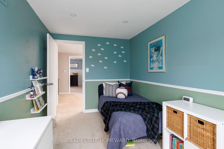 Photo 27 at 1821 Listowell Crescent, Liverpool, Pickering