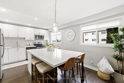 Photo 11 at 55 - 966 Adelaide Avenue E, Eastdale, Oshawa