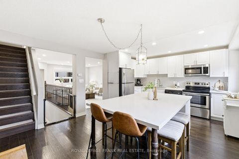 Photo 12 at 55 - 966 Adelaide Avenue E, Eastdale, Oshawa