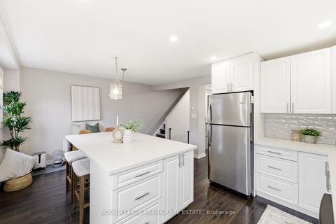 Photo 13 at 55 - 966 Adelaide Avenue E, Eastdale, Oshawa