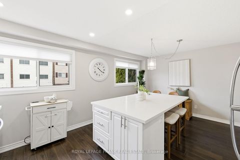 Photo 14 at 55 - 966 Adelaide Avenue E, Eastdale, Oshawa