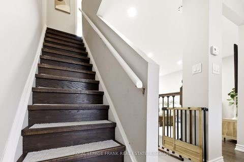 Photo 15 at 55 - 966 Adelaide Avenue E, Eastdale, Oshawa