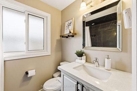 Photo 22 at 55 - 966 Adelaide Avenue E, Eastdale, Oshawa