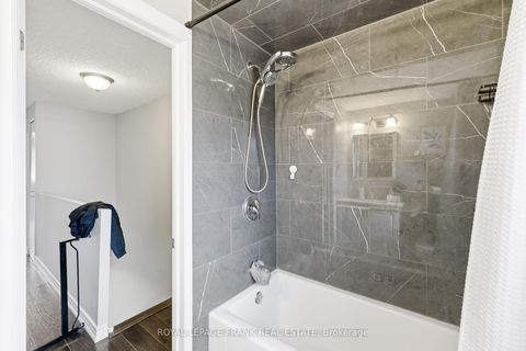 Photo 23 at 55 - 966 Adelaide Avenue E, Eastdale, Oshawa