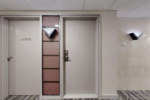 Photo 2 at 1520 - 88 Corporate Drive, Woburn, Toronto