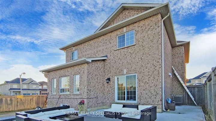 Photo 36 at 92 Kettlewell Crescent, Wellington, Brampton