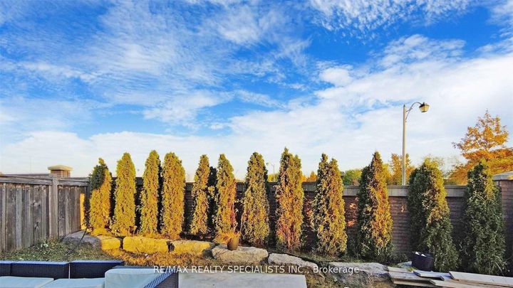 Photo 38 at 92 Kettlewell Crescent, Wellington, Brampton