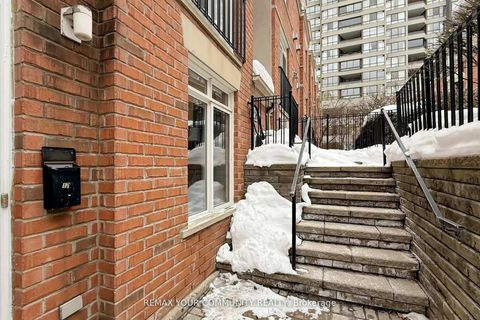 Photo 15 at 124 - 415 Jarvis Street, South St. James Town, Toronto