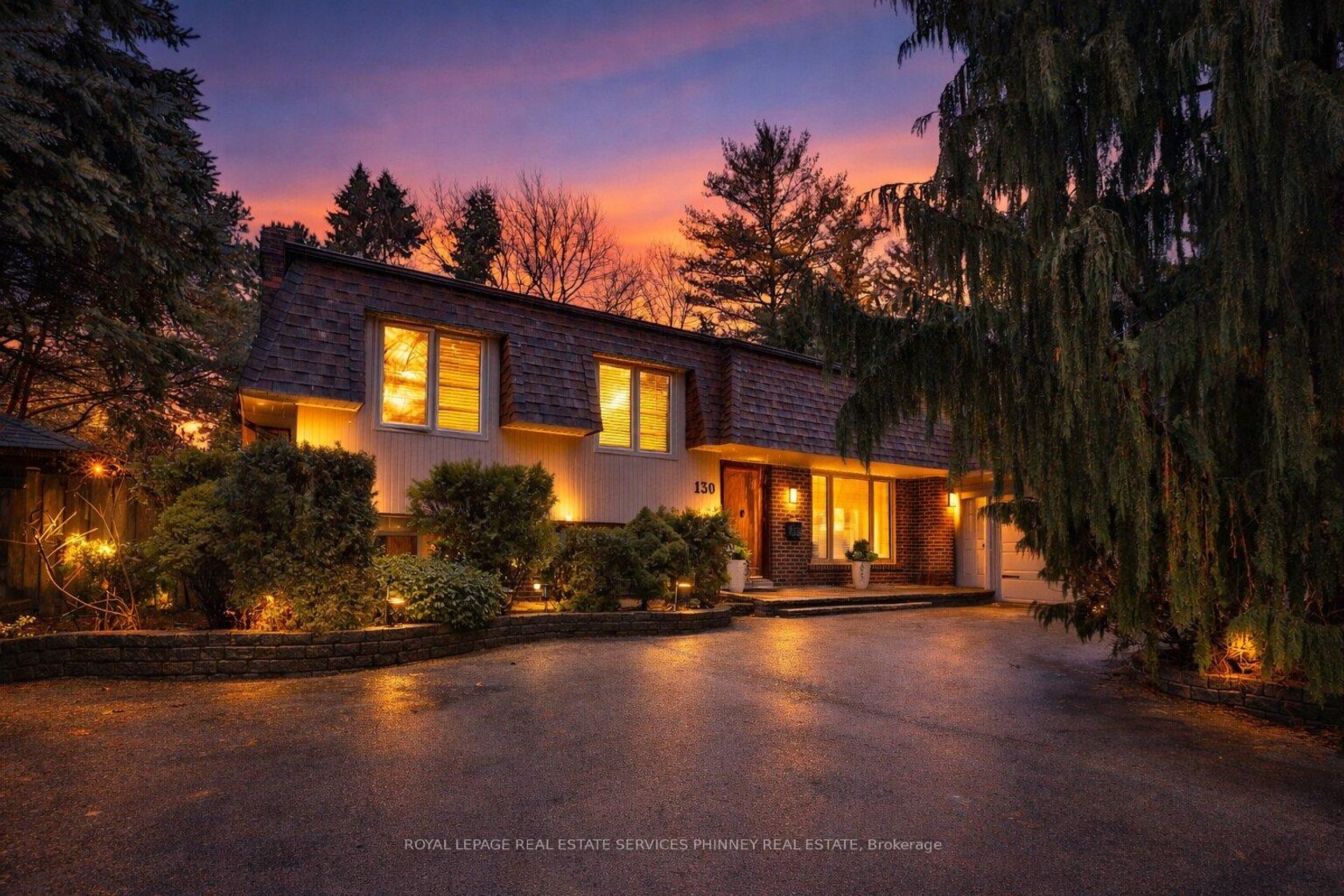 130 Tavistock Square, SW Southwest, Oakville 