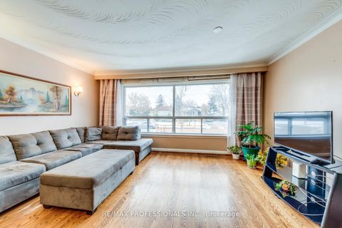 Photo 6 at 7 Belgate Place, West Deane, Toronto