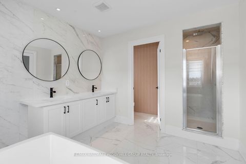 Photo 14 at 61 Strathgreen Lane, Keswick South, Georgina