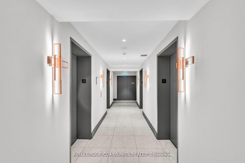 Photo 3 at 317 - 50 O'neil Road, Don Mills, Toronto