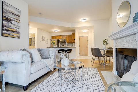 Photo 10 at LPH2 - 25 Grenville Street, Bay Street Corridor, Toronto