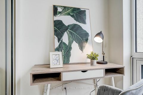 Photo 15 at LPH2 - 25 Grenville Street, Bay Street Corridor, Toronto