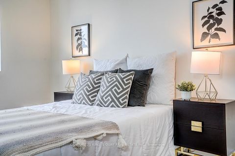 Photo 31 at LPH2 - 25 Grenville Street, Bay Street Corridor, Toronto