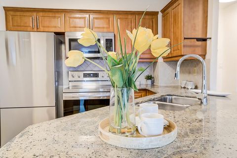 Photo 36 at LPH2 - 25 Grenville Street, Bay Street Corridor, Toronto