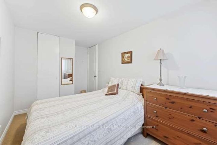 Photo 29 at 39 Deerford Road, Don Valley Village, Toronto