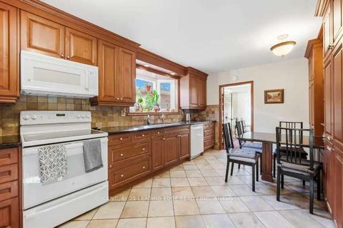 Photo 17 at 39 Deerford Road, Don Valley Village, Toronto