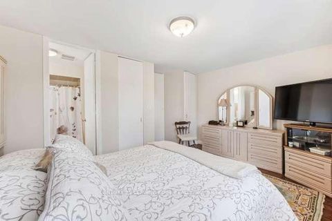 Photo 22 at 39 Deerford Road, Don Valley Village, Toronto