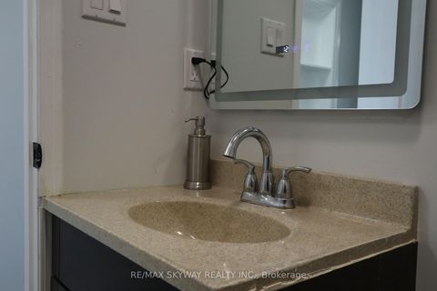 Photo 9 at 10 Elephant Hill Drive, Bowmanville, Clarington