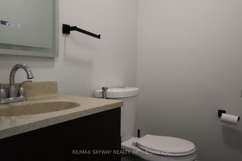 Photo 10 at 10 Elephant Hill Drive, Bowmanville, Clarington