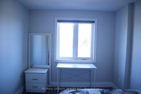 Photo 19 at 10 Elephant Hill Drive, Bowmanville, Clarington