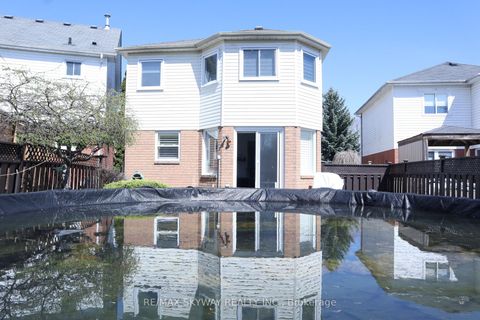 Photo 28 at 10 Elephant Hill Drive, Bowmanville, Clarington