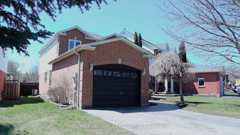 Photo 29 at 10 Elephant Hill Drive, Bowmanville, Clarington
