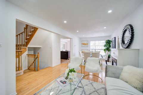 Photo 13 at 59 Hollybush Drive, Maple, Vaughan