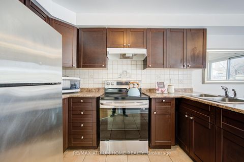 Photo 19 at 59 Hollybush Drive, Maple, Vaughan