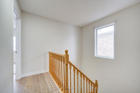 Photo 25 at 59 Hollybush Drive, Maple, Vaughan