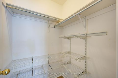 Photo 32 at 59 Hollybush Drive, Maple, Vaughan