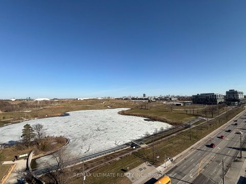 Photo 14 at 1111 - 3100 Keele Street, CFB, Toronto