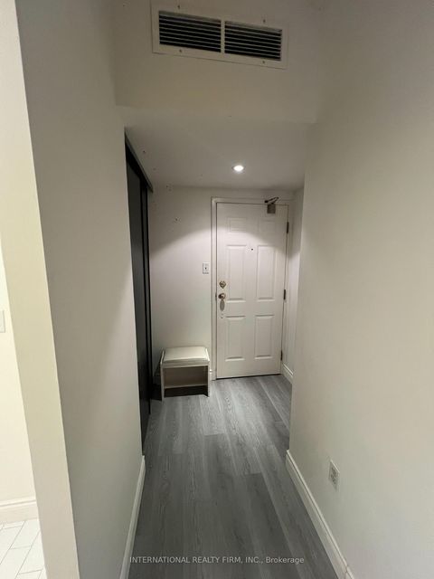 Photo 1 at PH5 - 65 Scadding Avenue, Waterfront Communities C8, Toronto