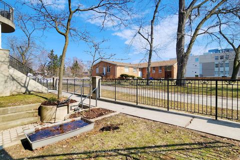 Photo 9 at C17 - 108 Finch Avenue W, Newtonbrook West, Toronto