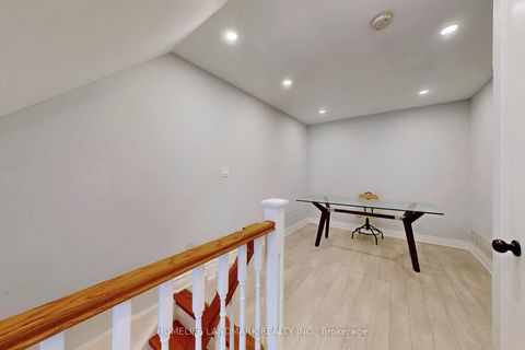 Photo 32 at C17 - 108 Finch Avenue W, Newtonbrook West, Toronto