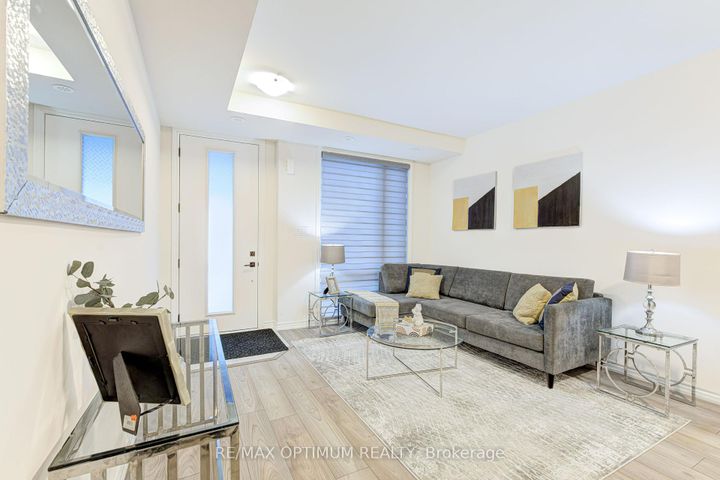 Photo 7 at 46 - 45 Knotsberry Circle, Bram West, Brampton