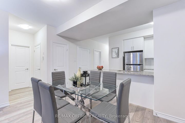 Photo 13 at 46 - 45 Knotsberry Circle, Bram West, Brampton