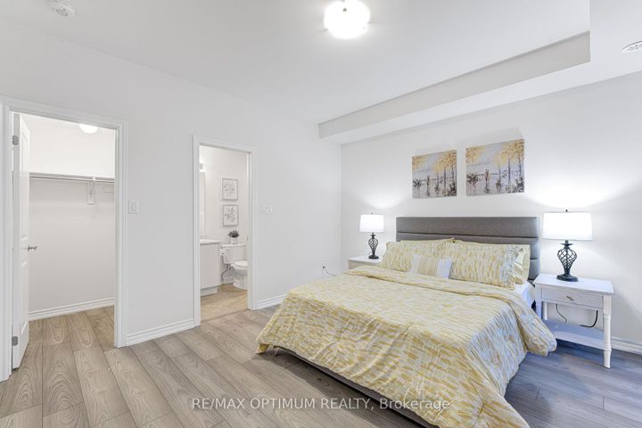 Photo 19 at 46 - 45 Knotsberry Circle, Bram West, Brampton