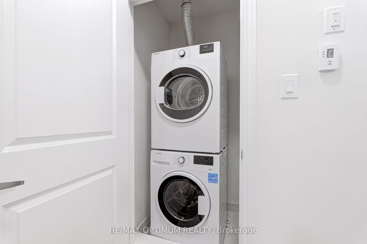 Photo 27 at 46 - 45 Knotsberry Circle, Bram West, Brampton