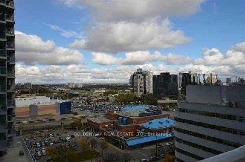 Photo 5 at 808 - 50 Town Centre Court, Bendale, Toronto